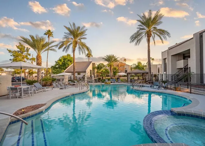 Walk To Old Town Gym Pool Wd Pkg Balcony * Scottsdale