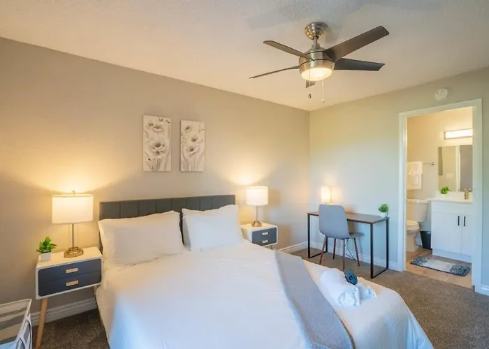 Walk To Old Town Gym Pool Wd Pkg Balcony * Scottsdale